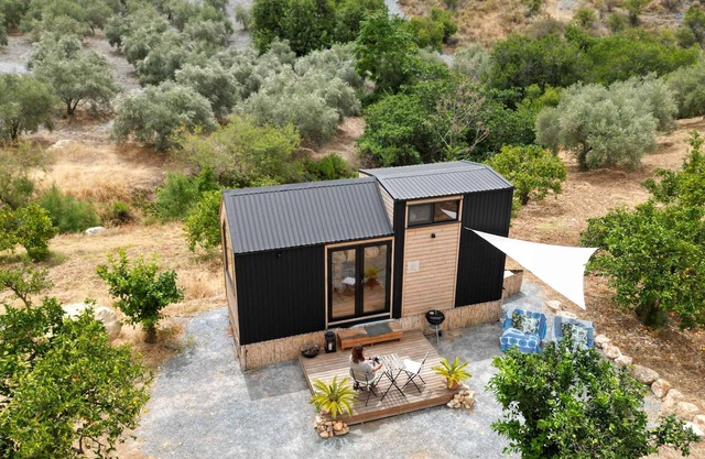 La Vista Huma by Tiny Away