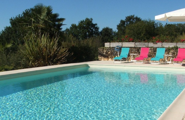 La Zénitude : Maison en Périgord avec piscine privative 12 x 6