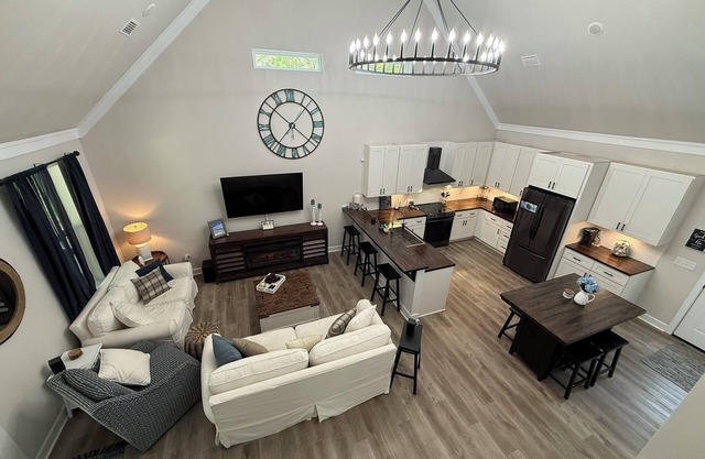 Beach or Bay? Enjoy Both Just Minutes Away! Private Waterfront Retreat with Dock