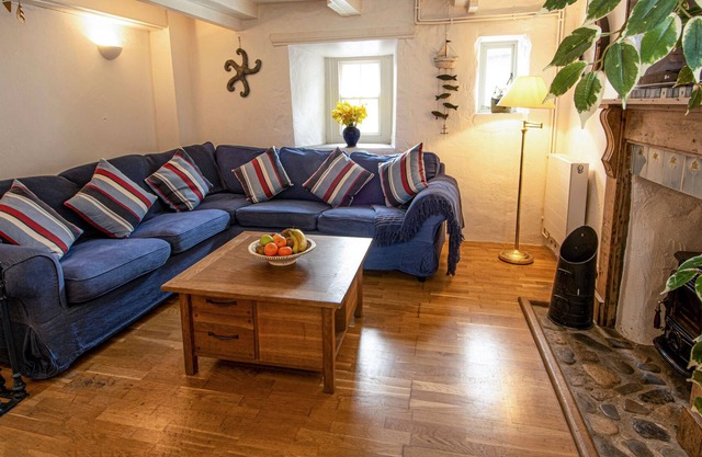 Labour in Vain - Quirky traditional 3 bed cottage in central St.Ives