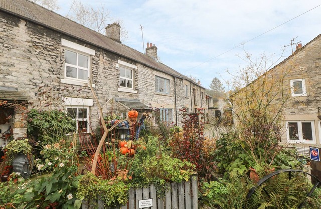 Laburnum Cottage