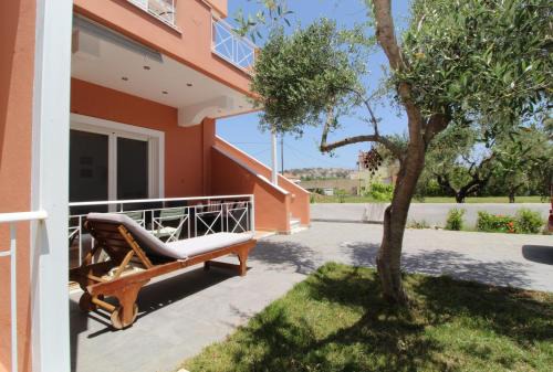 Laconian Collection Mavrovouni Beach House (Right)