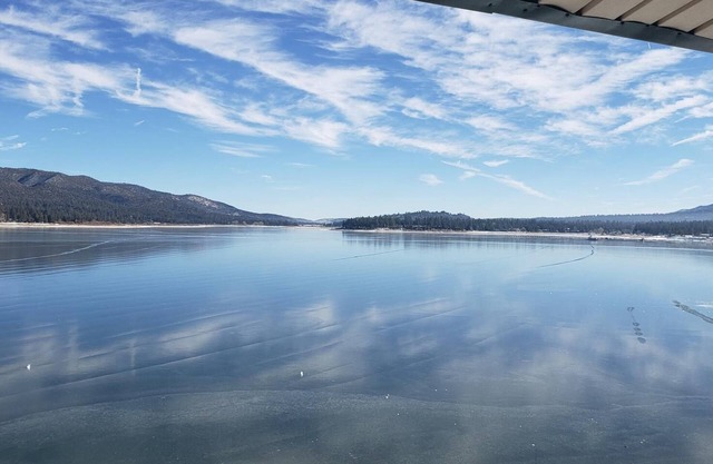 Lagonita Lodge - Lake View Guaranteed! New Year's on the Lake. Full kitchen.