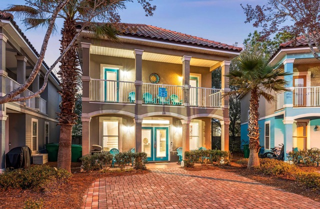 ⛱️Gaming Station-Lagoon Pool-Hot Tub-Free Seasonal Shuttle-4BR Sea Sprite