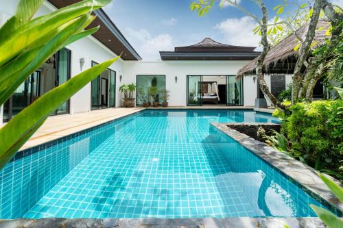 Laguna luxury pool villa 3 bedroom