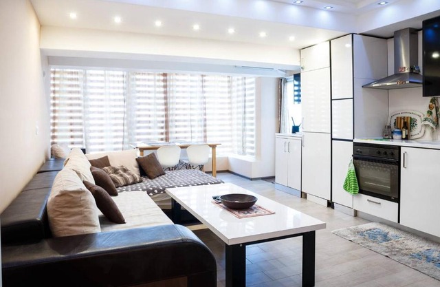 Laguna Penthouse