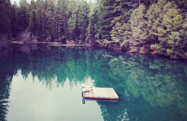 Lagunita - chalet au bord du lac avec 2 dortoirs et bain à remous! 225 $ ... par nuit pour les 3 !!