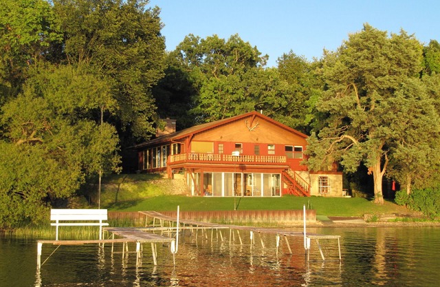 Laid Back Lakefront Cottage - Plaisir en famille au lac Powers