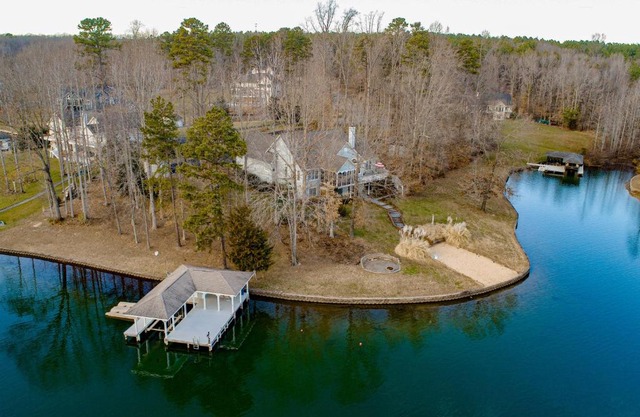 Lake Anna Cabana