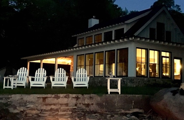Lake Erie Lakefront Cottage construit sur mesure