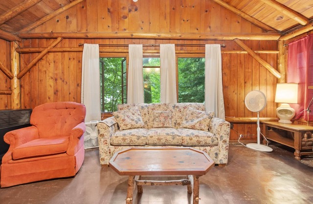 Lake Erie Log Cabin #2