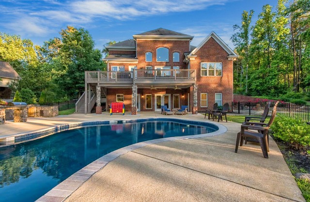 Lake Escape by AvantStay | Lakefront, Private Dock