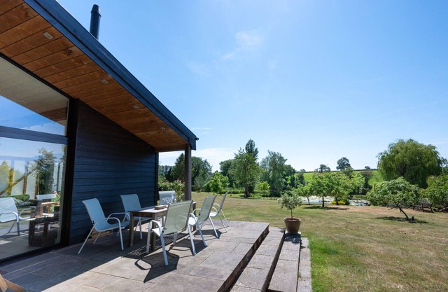 Lake Farm Barn - Trois Chambres Maison, Couchages 6