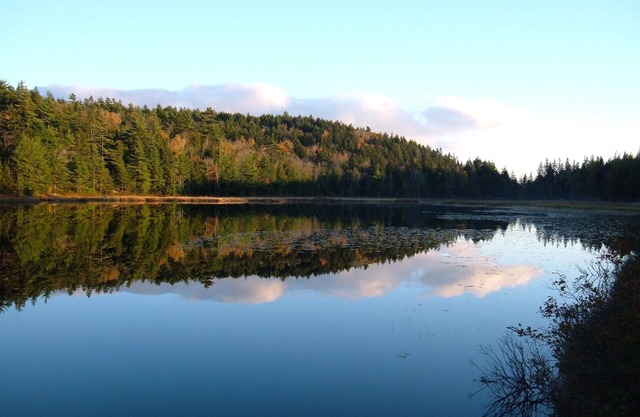 Lake Front Cottage Face au parc national d'Acadia sur le «côté calme» du mont. désert