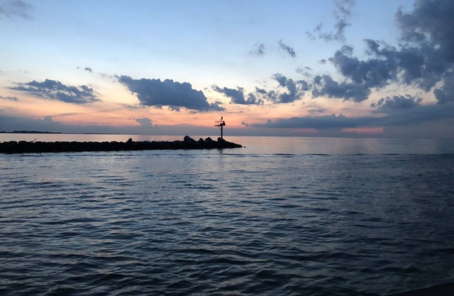 Chalet au bord du lac Érié, idéal pour les pêcheurs et les familles.