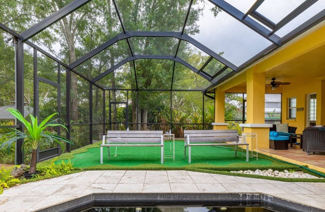 LakeFront-Private Beach-Mini Golf-Gated-Exclusive