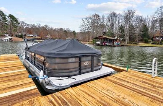 Lake Gaston 4BR Lake House