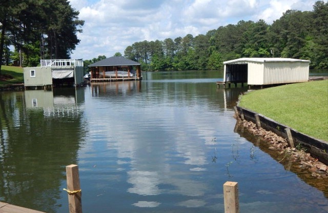 Lac Gaston Waterfront Cottage