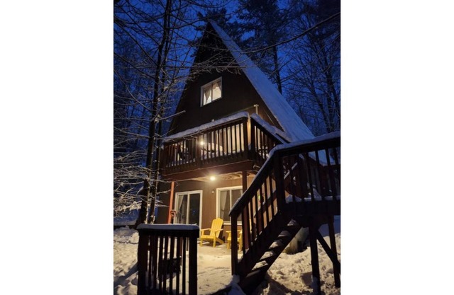 Lake George Chalet - The Pines Chickadee #29