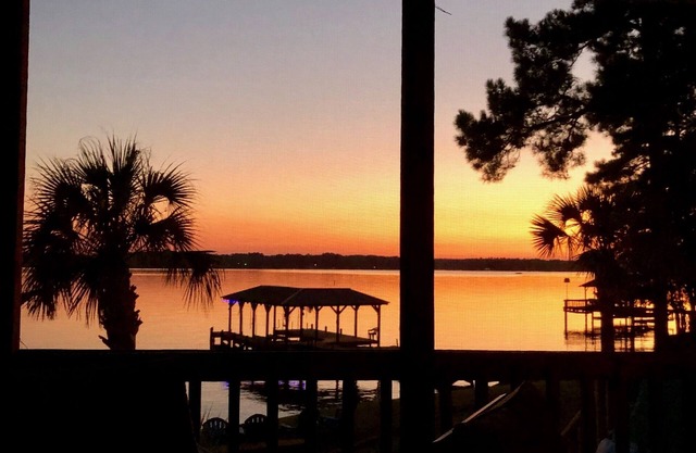 Lake Front Lodge avec Big Water et Sunset Views