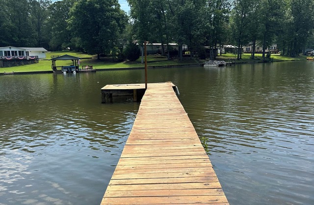 Lake Greenwood /Waterfront/RV Sleeps 4