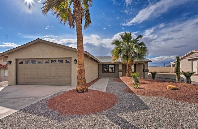 Lake Havasu City Retreat w/ Mtn Views & Patio!