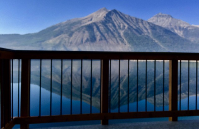 Lakefront Cabin INSIDE Glacier National Park