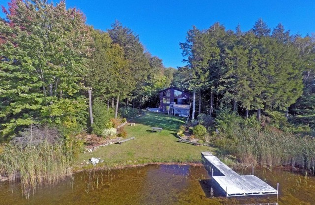 Maison au bord du lac au coeur des Berkshires