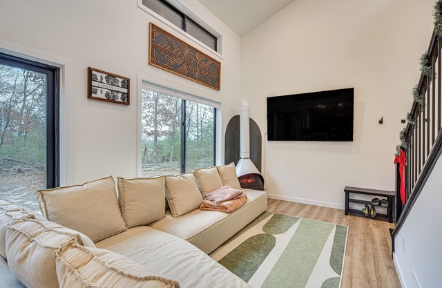 Lake House on 3 Acres w/ Private Dock in Minong!