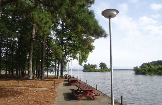 Lake House Retreat - Ski / Fish / Relax sur "The Rez"