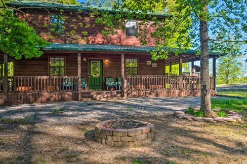 Lake House with Hot Tub and Fire Pit - 1 Mi to Marina!