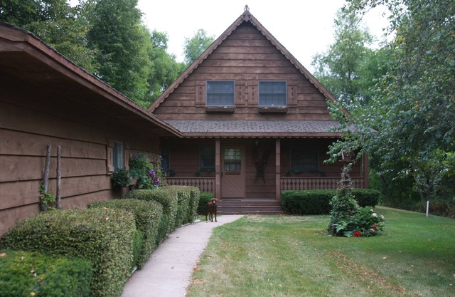 Maison au bord du lac avec entrée privée à zéro sur la plage
