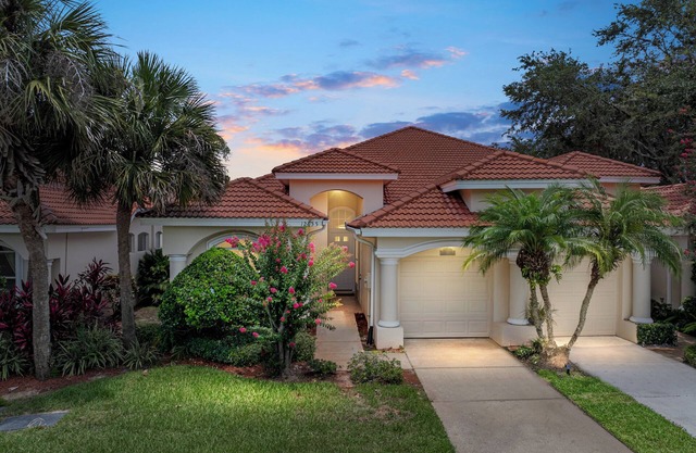 Lake Jovita Golf Course Villa