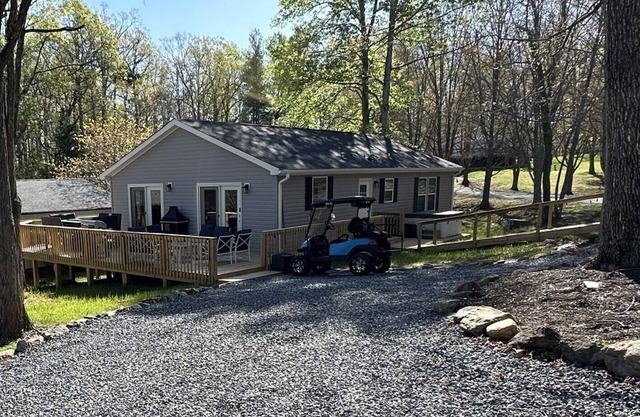 “Lake Life”, a new lake side SMART HOME at Smith Mountain Lake
