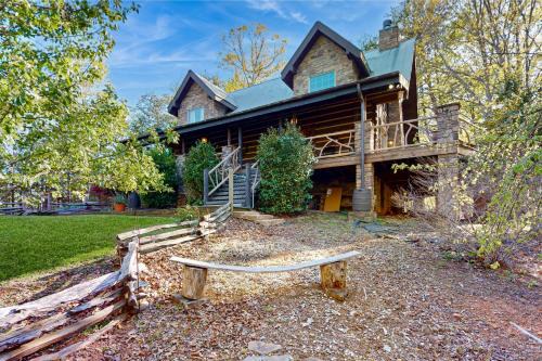 Lake Lure Living