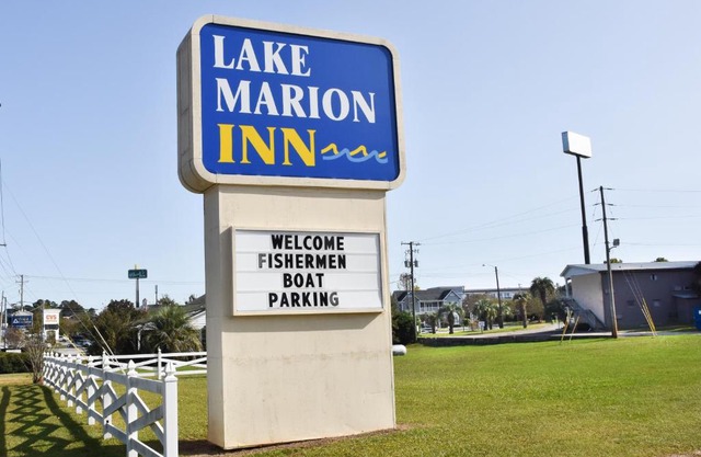 Lake Marion Inn