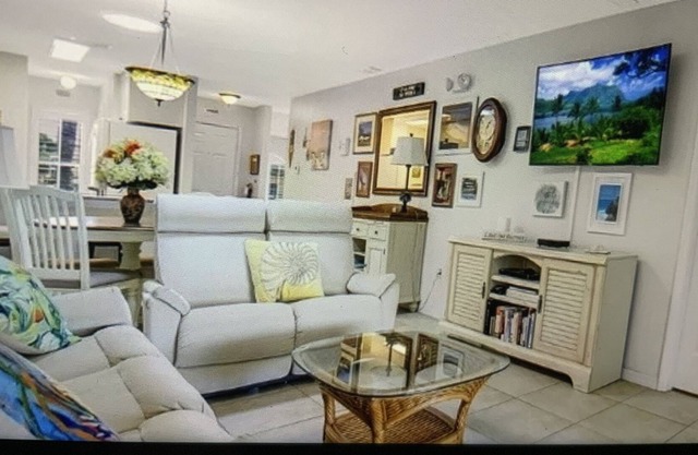 Lake Marion villa 22 miles to Disney, 12 miles to Legoland3/2 villa sleeps 6