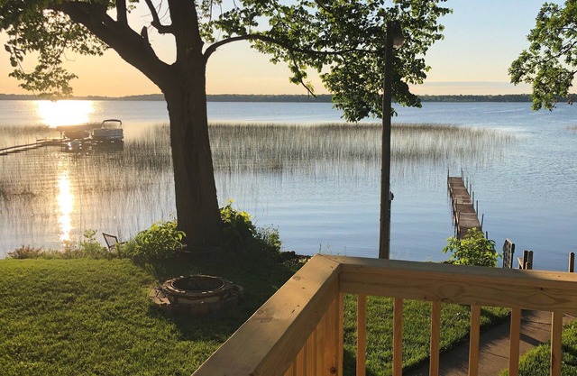 Disponible en mai 2020! Nouvelle construction sur le lac Mary