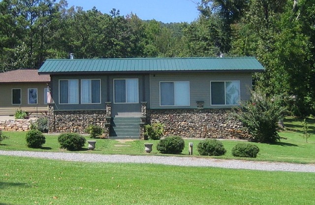 Baker House! Cabines les plus propres ~ Port couvert pour bateau avec alimentation - WIFI - Animaux domestiques