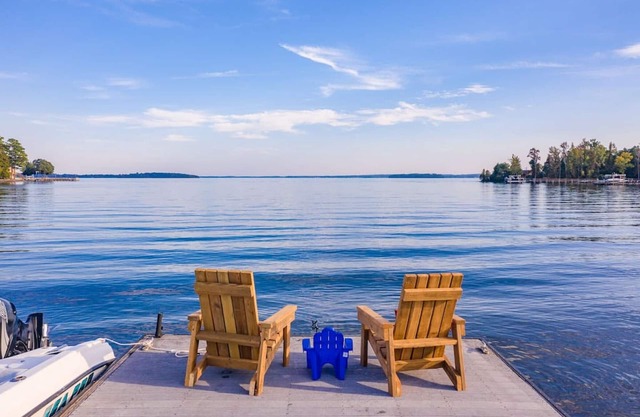 Lake Murray Family Retreat | BIG Water Views