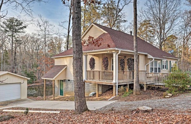 Lake Murray Lake Front Home W/Kayaks , close to Dreher Island