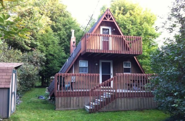 Cottage A-Frame Lake Ontario avec 1,5 km de plage