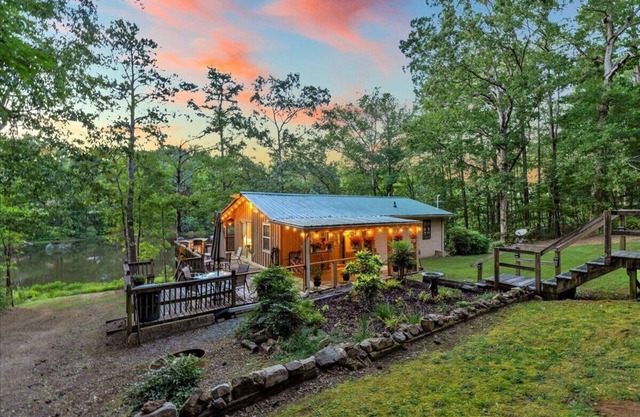 Lake Retreat Rustic Fishing Cabin Near University of Alabama Tannehill Mercedes
