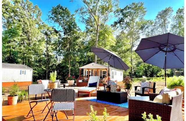 Lake Sam Rayburn "True" Waterfront Escape - Bring Boat, Kayak & Fishing Poles!