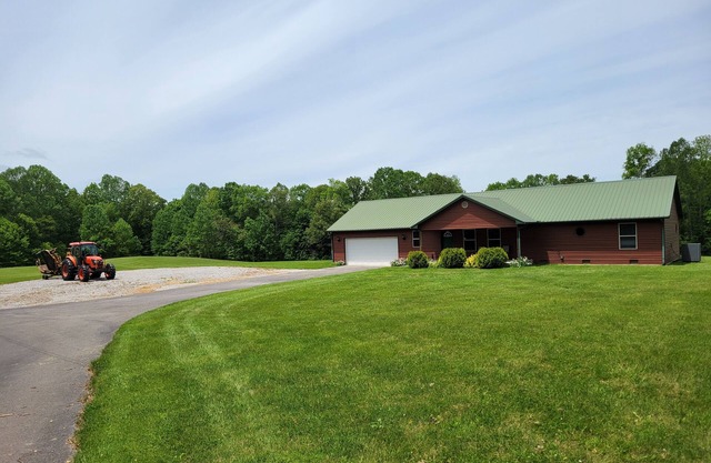 Lake Star Country Acres, Dale Hollow (Marina de Sulphur Creek)