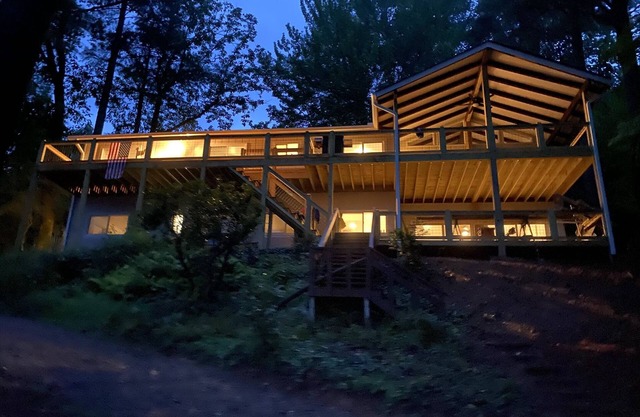 Lake Toxaway Lakefront Views, Dock & Fire Pit