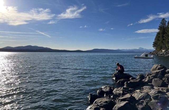 Lake View Cottage in Lake Almanor Country Club!