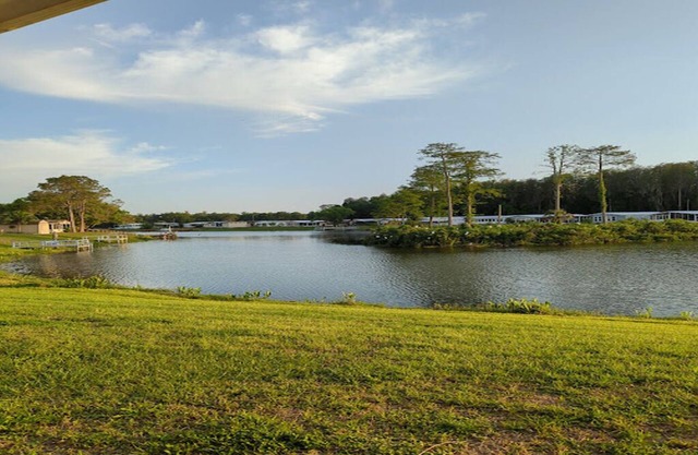 Lake view 1 bedroom, Golf Course, Trapshooting