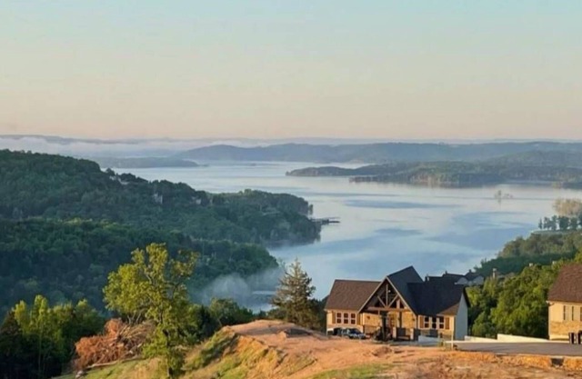 Ready for you! Bonus - we have the lake in view!
