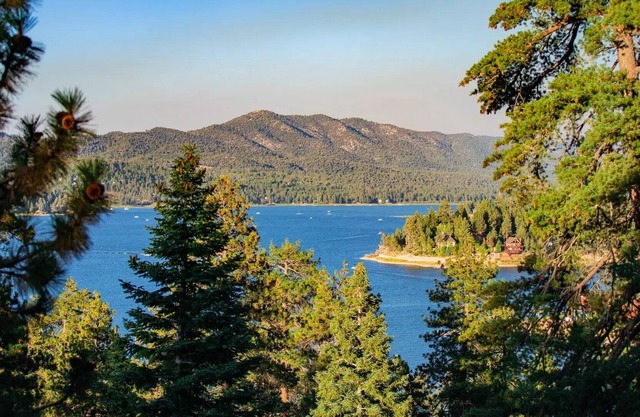Lake View Resort · Pool · Hot Tub · Oktoberfest!